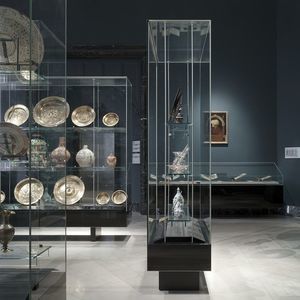 moderne Vitrine