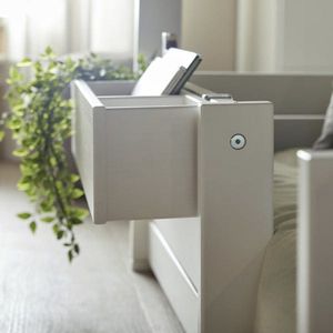wandmontiertes Ablagemöbel