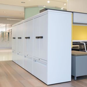Metall-Garderobenschrank