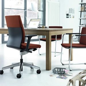moderner Bürostuhl 1