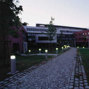 Leuchtpoller für Garten
