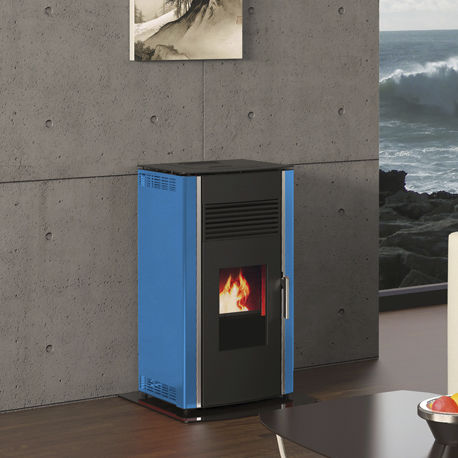 Pelletkaminofen - LUCA R  - Alfa-Plam  a.d. - 8 kW / modern / Stahl