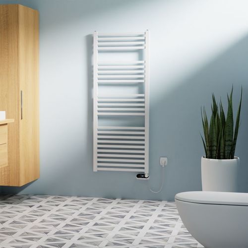 Heißwasser-Badheizkörper - Quadrat - ISAN Radiatory s.r.o. - elektrisch / 501 w...750 w / 751 w...1000 w