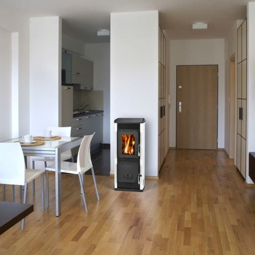 Holz-Kaminofen - VERONA B - Thorma Vyroba k.s. - Multibrennstoff / freistehend / modern