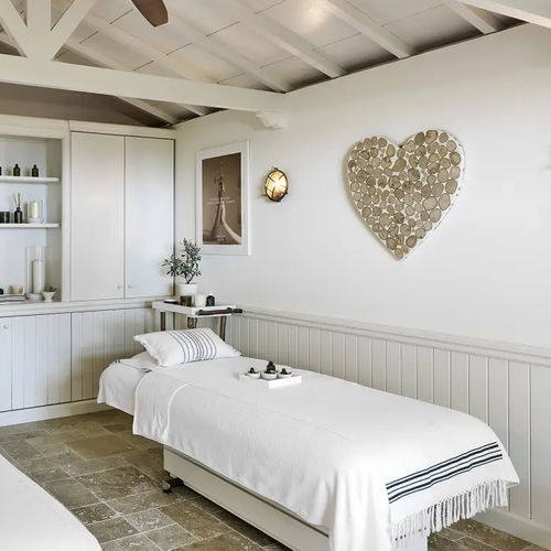 Elektrische Massageliege - STAR WELLNESS - Holz / höhenverstellbar / mit Stauraum