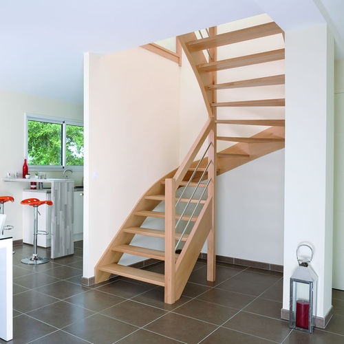 Halbgewendelte Treppe - AUTHENTIQUE - RIAUX ESCALIERS - viertelgewendelt / Holzstufen / mit Holzstruktur