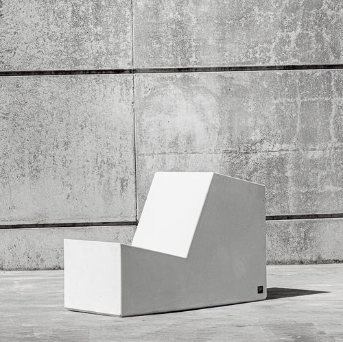 Moderner Kaminsessel - FORM : 544 - SIT Urban Design - Beton / für Garten / für öffentliche Bereiche