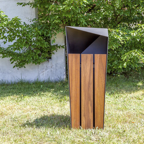 Park-Abfallbehälter - SKEW : 612 - SIT Urban Design - Eisen / Holz / mit Deckel