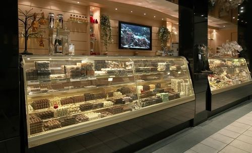 Verkaufskühlvitrine - . - Vega - für Einzelhandel / für Konditoreien / für Bäckerei
