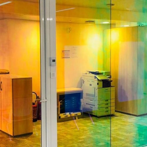 Dichroitische dekorative Folie - Aurora Summer - SolarScreen International - für Trennwand / zur Anwendung auf Glas / PET