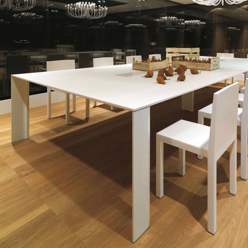 Minimalistischer Besprechungstisch - DIVILUX - Holz / Gestell aus Holz / rechteckig