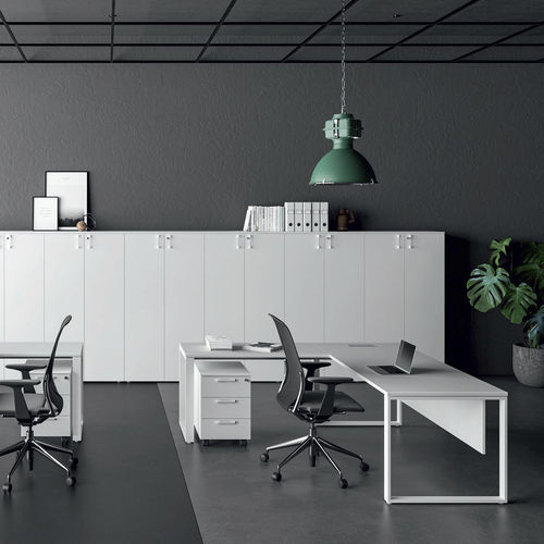 Schreibtisch für Open Space - FUJI - UFFICIO DESIGN ITALIA - bodenstehend / modern / melaminbeschichtet