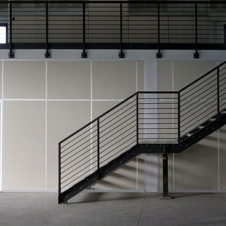Festinstallierte Trennwand - INDUSTRIAL - UFFICIO DESIGN ITALIA - mit Glasfront / Holz / Metall