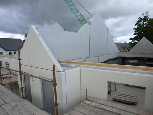Fertig-Giebeldreieck - concast - Stahlbeton