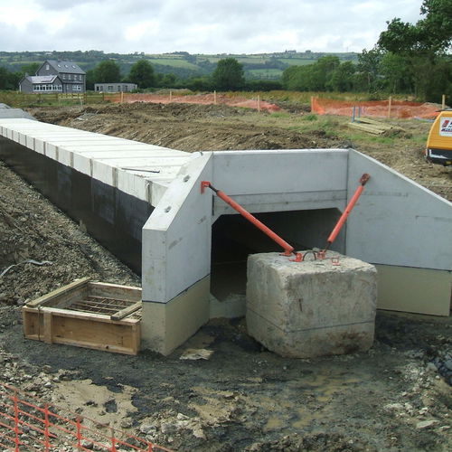 Fertig-Stirnmauer - concast - Stahlbeton