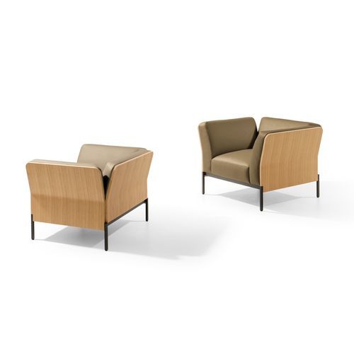 Moderner Sessel - FOLD  - True Design srl - Schaumstoff / Holz / Polster