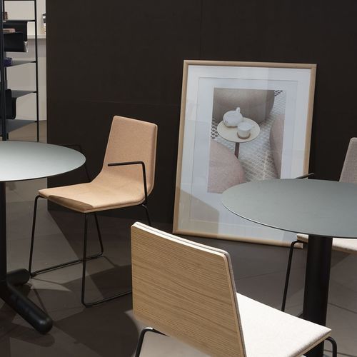 Moderner Besucherstuhl - MARINA - True Design srl - für den Innenraum / Stoff / Metall