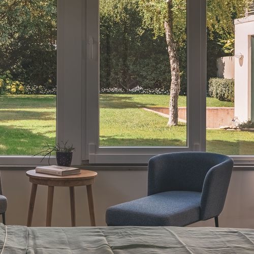 Moderne Liege - CLARA - True Design srl - Stoff / Schaumstoff / Buche
