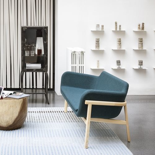 Modernes Sofa - SLIGHT - True Design srl - Stoff / Schaumstoff / grün