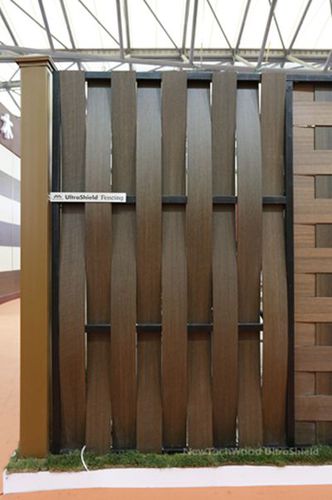 Festinstallierte Trennwand - ULTRASHIELD® - newtechwood - Verbundwerkstoff / für professionellen Einsatz
