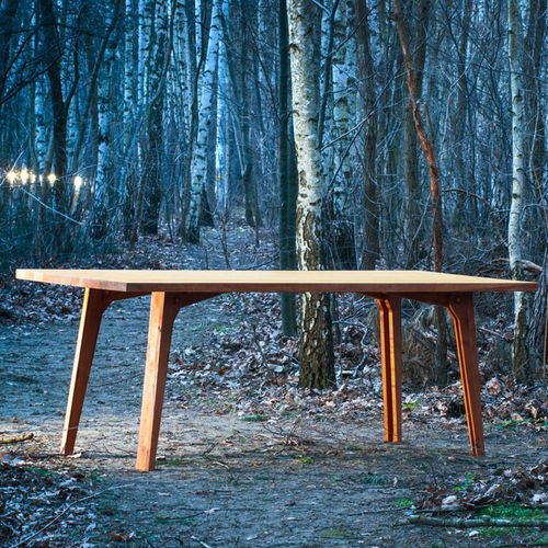 Moderner Tisch - ADAMON - Abadoc - Holz / Gestell aus Holz / rechteckig