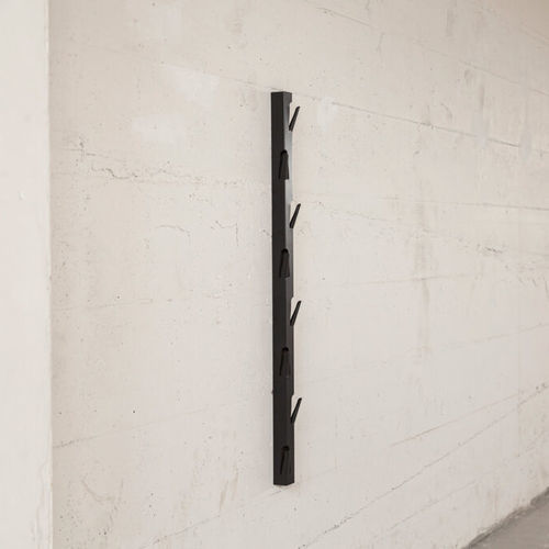 Bodenstehender Garderobenständer - VIJ5 - wandmontiert / modern / Stahl