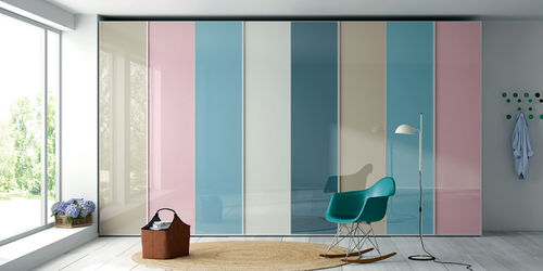 Moderner Kleiderschrank - FR MULTI-COLOURED - Lagrama - lackiertes Glas / mit Schwingtür
