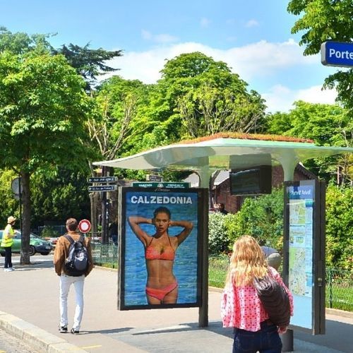 Metall-Buswartehalle - JCDecaux - Mobilier Urbain - Glas / smart / mit Bank
