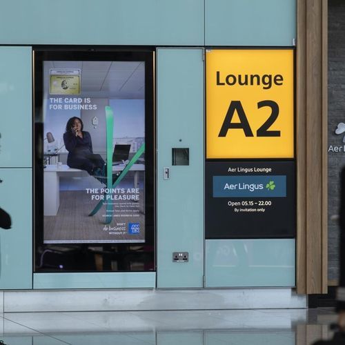 Freistehender Werbeträger - JCDecaux - Mobilier Urbain - wandmontiert / für den Innenraum / LED