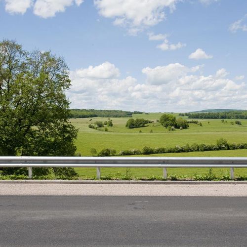 Stahlleitplanke - GS2+ - Aximum - Straßen