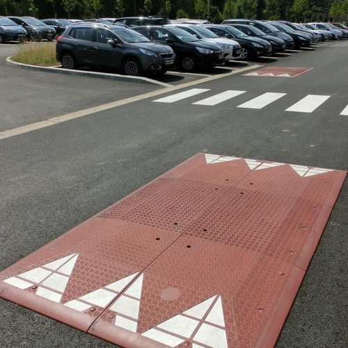 Bremshügel für öffentliche Plätze - COUSSIN BERLINOIS - Aximum