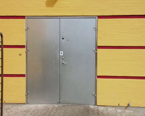 Einflügeliges Industrietor - MH0502I - DAN-doors - Edelstahl / isolierend / für die Lebensmittelindustrie
