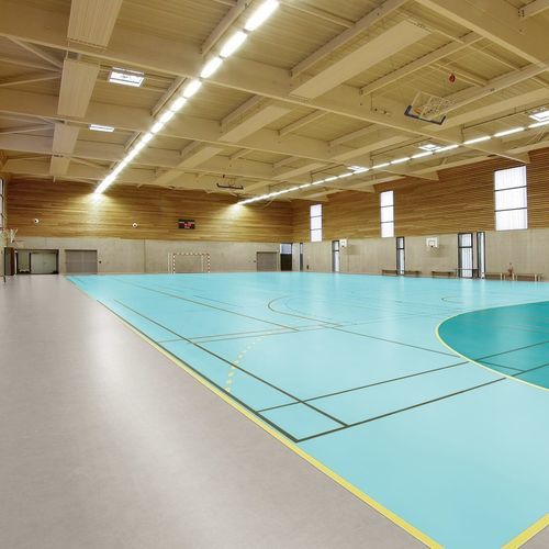 Sportboden für den Innenraum - LUMAFLEX AERO+ REFERENCE MULTI-USE - Tarkett Sports Indoor - Birke / Sperrholz / Polyethylen