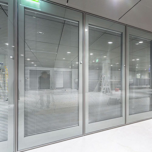 Mobile Trennwand - LUMIERE - ALGAFLEX - mit Glasfront / Aluminium / für professionellen Einsatz
