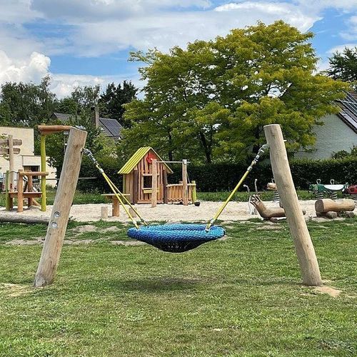 Holzschaukel - MILO   - eibe Produktion + Vertrieb GmbH & Co KG - Spielplatz