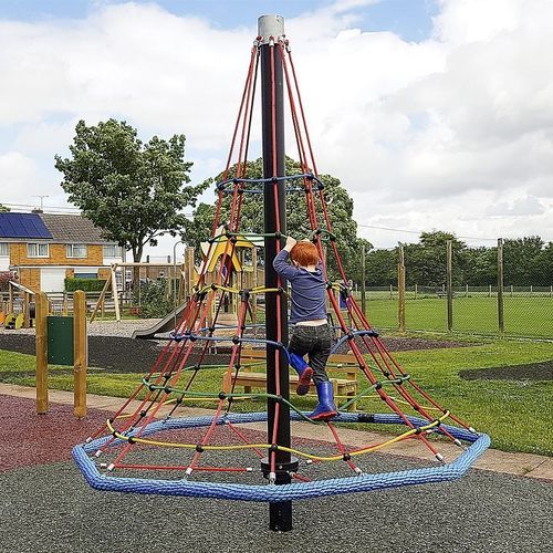 Kletternetz für Spielplätze - TREE STORK'S NEST  - eibe Produktion + Vertrieb GmbH & Co KG