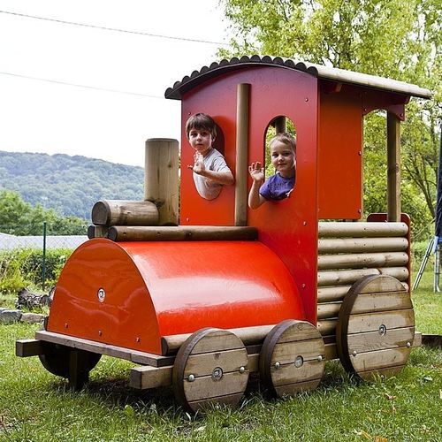 Fahrzeug für Spielplätze - LOCOMOTIVE  - eibe Produktion + Vertrieb GmbH & Co KG - Holz / für Außenbereich