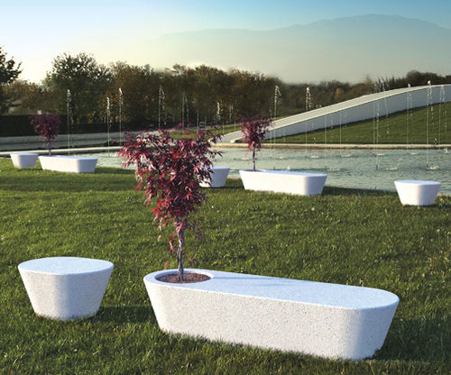 Moderne Bank für den öffentlichen Raum - PANONTO - botton & gardiner urban furniture - Granit / Marmor / mit integrierten Pflanzkübeln