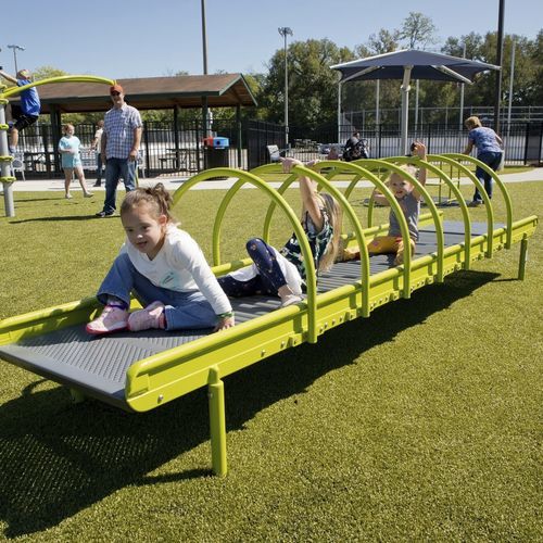 Edelstahl-Spielplatzgerät - Roller Table™ - Design 3295 - LANDSCAPE STRUCTURES - pulverbeschichteter Stahl / Polyethylen / behindertenfreundlich