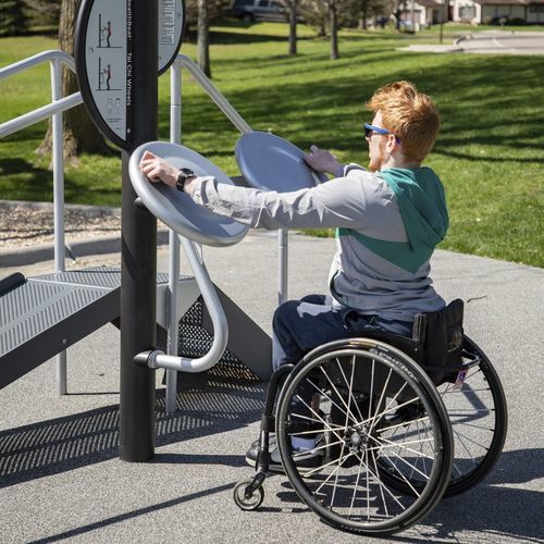 Outdoor-Schultertrainer - HealthBeat® Tai Chi Wheels - Design 2280 - LANDSCAPE STRUCTURES