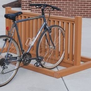 Bodenstehender Fahrradständer - progressive design playgrounds - aus recycelbarem Material / für Außenbereich / Kunststoff