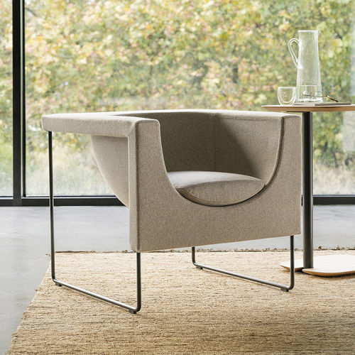Moderner Sessel - NUBE - STUA - Stoff / Leder / Chromstahl