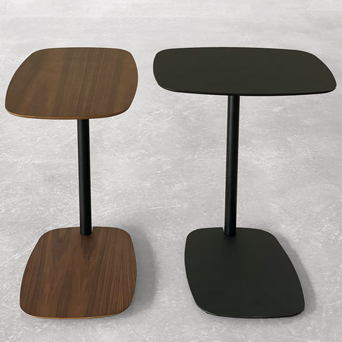 Moderner Beistelltisch - MESETA - STUA - Eiche / Nussbaum / NTM Fenix®