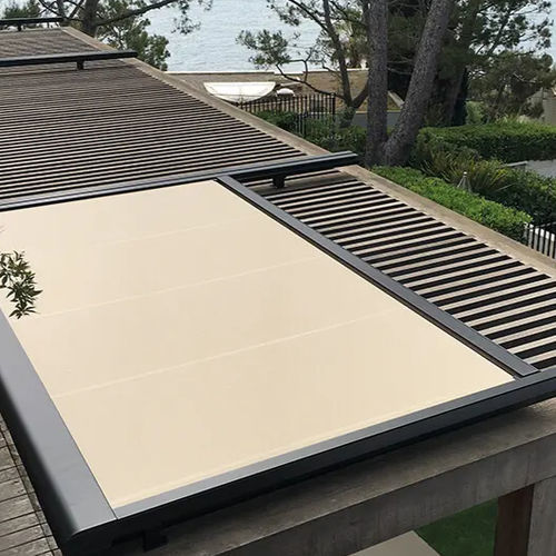 Abdeckung für Pergola / Sonnenschutz - ANTIBES - FRANCE - Gibus SPA - Holz / Stoff / für Privatgebrauch