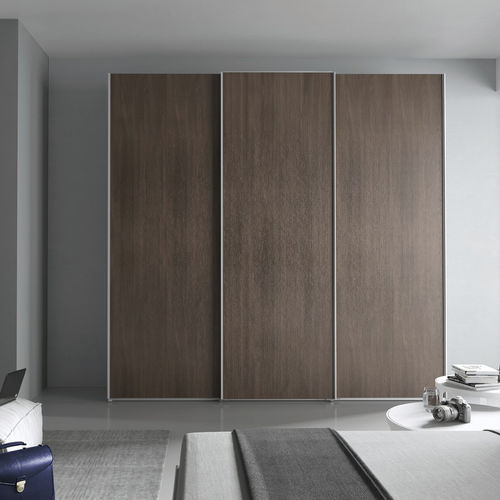Moderner Kleiderschrank - 387 - TUMIDEI - anodisiertes Aluminium / melaminbeschichtet / mit Schiebetür
