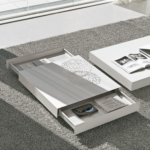 Moderner Couchtisch - Bench - ALIVAR - Eiche / lackiertes MDF / Gestell aus Eiche