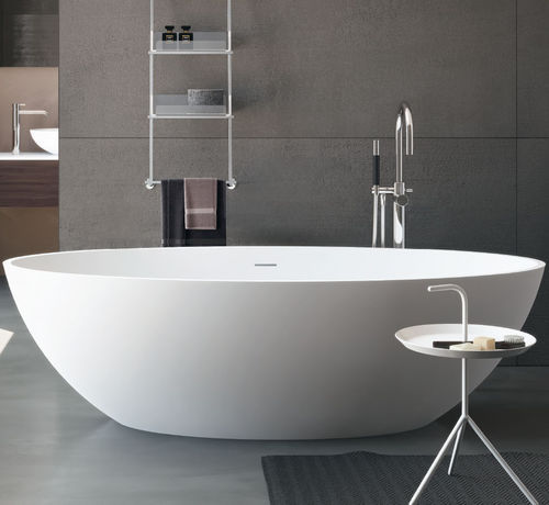 Ovale Badewanne - CAREZZA - GRUPPO TREESSE - freistehend / Acryl / weiß