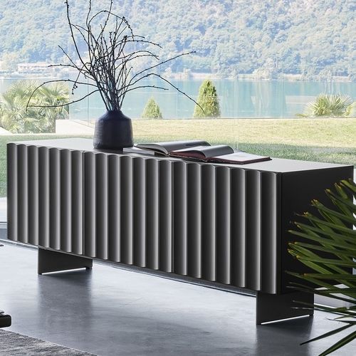 Modernes Sideboard - Dorian - BONALDO - aus lackiertem Metall / lackiertes Holz / mit Schwingtür