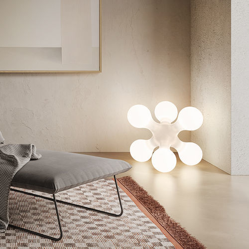 Bodenlampe - ATOMIUM - Kundalini - Stahl / Polyethylen / modern