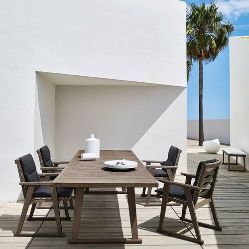Moderner Tisch - Gio - B&B Italia - Massivholz / Teakholz / Gestell aus Massivholz